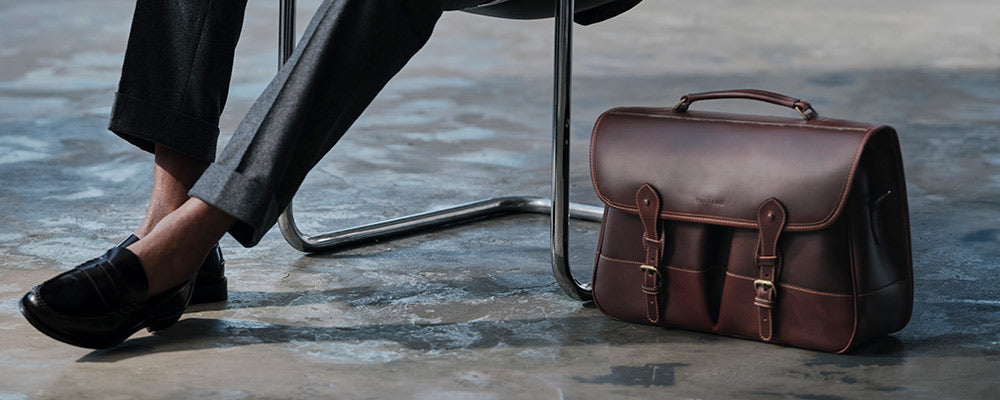 Tusting Leather Clipper Bag in Sundance Floodlight Chestnut-Brown