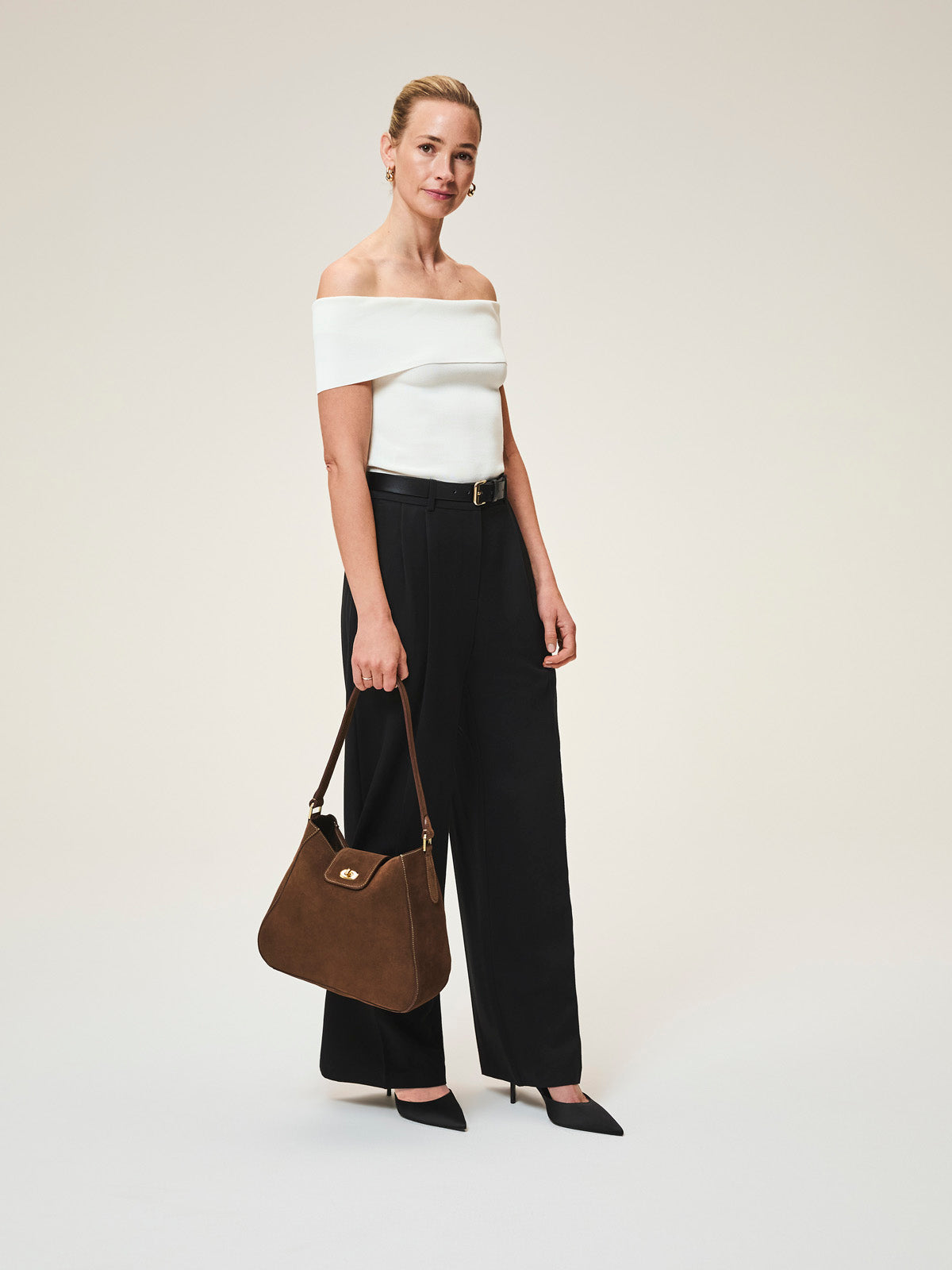 Tusting Hazel Leather Hobo-Style Slouch Shoulder Bag. Made in England.