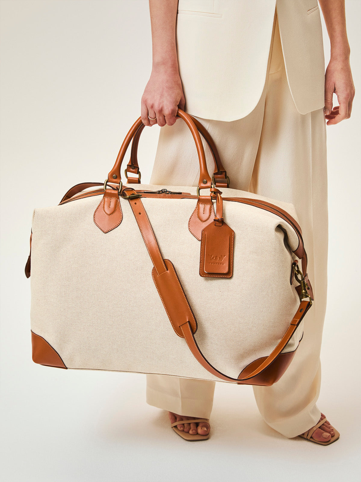 Como Explorer - Large