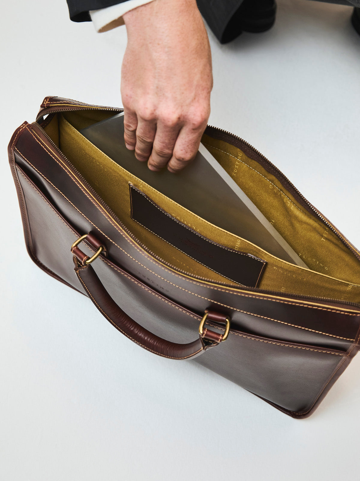 Tusting Marston Full-Grain Leather Zip Top Briefcase - Large