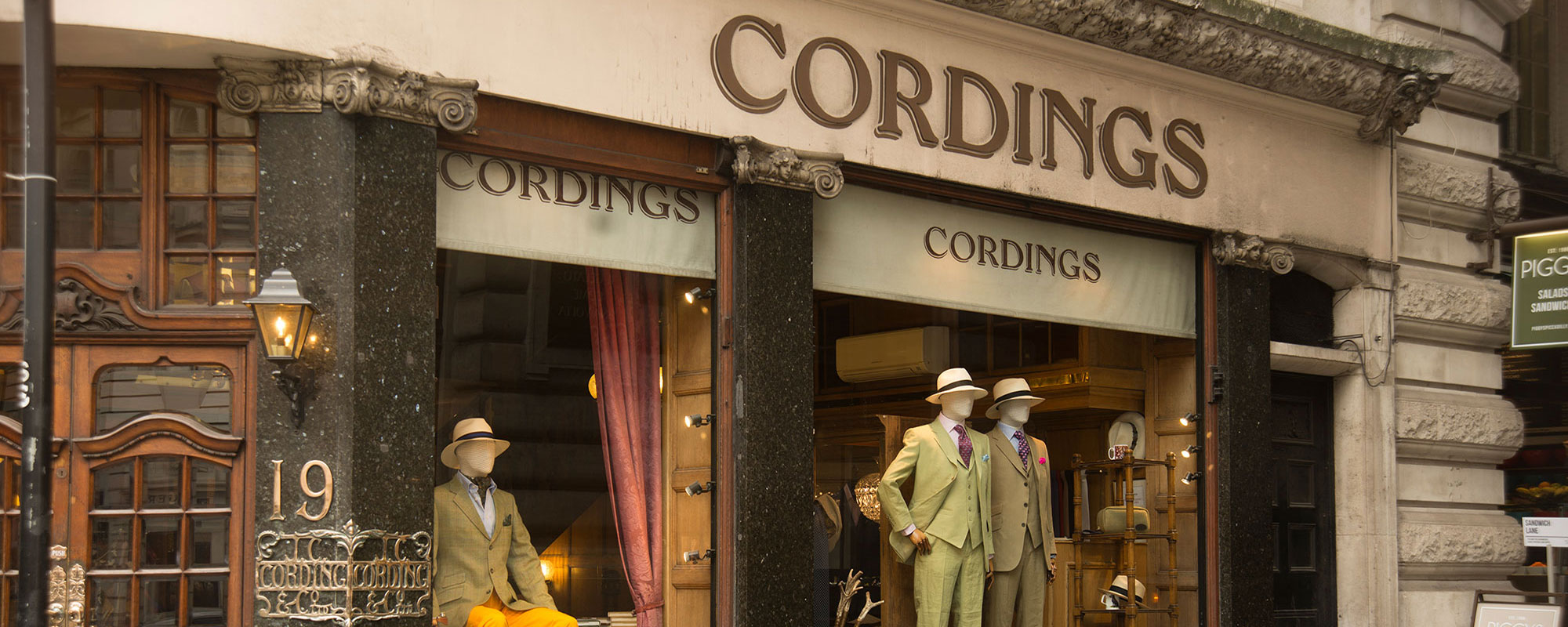 Tusting teams up with Cordings of Piccadilly to create a country tweed bag