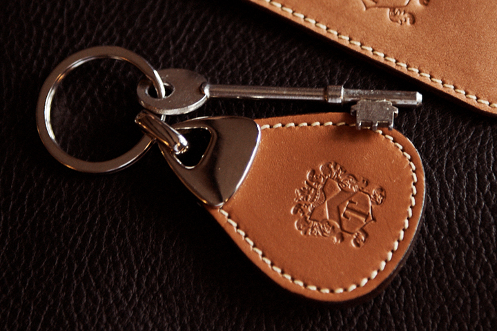 Leather Key Fob, Black | Key Cases & Fobs | SageBrown